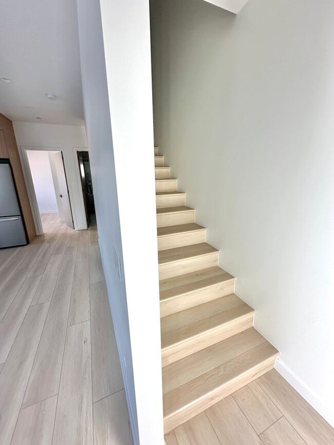 Photo - 3-Bedroom, 3-Bath Townhome in Prime North ... Unit 3