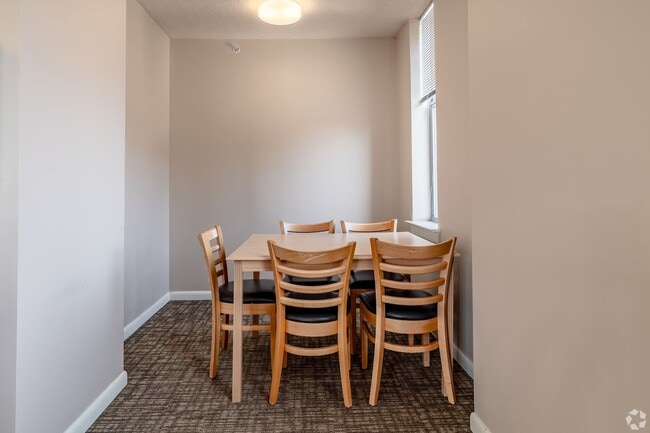 Photo - 500 W Fayette St.