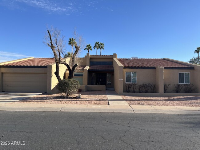 Building Photo - 1923 W Nopal Cir Rental