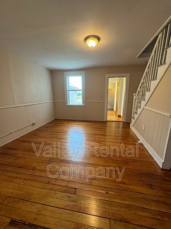 Photo - 46 Old Amherst Rd