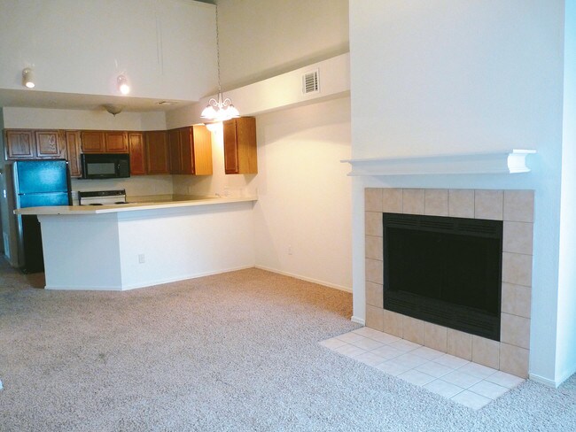 Persimmon Square Apartments