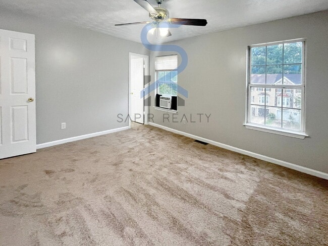 Photo - Move in before October 31st and get $100 O...