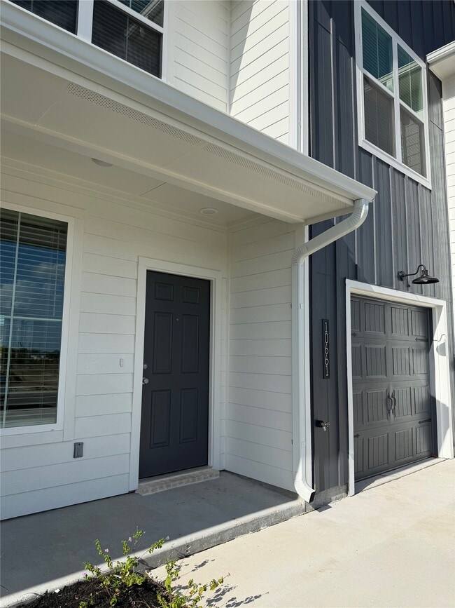 Photo - 10661 Berry Branch Lane