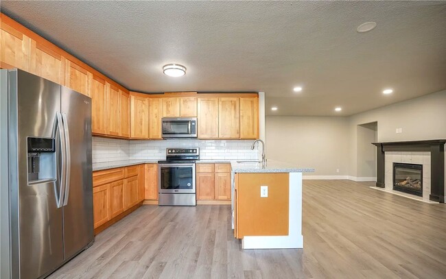 922 5th Ave SW