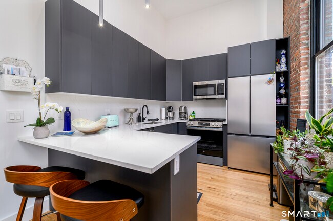 Photo - 10 Commerce St Unit 3F