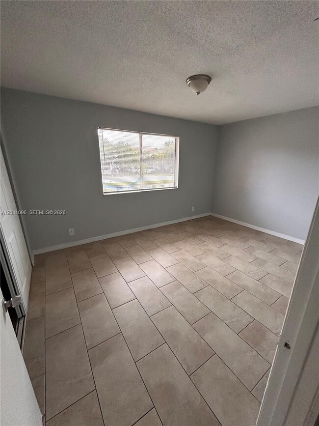 Photo - 2091 Ilene Ct Unit 2