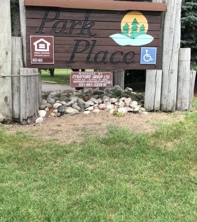 Photo - 415a N State St