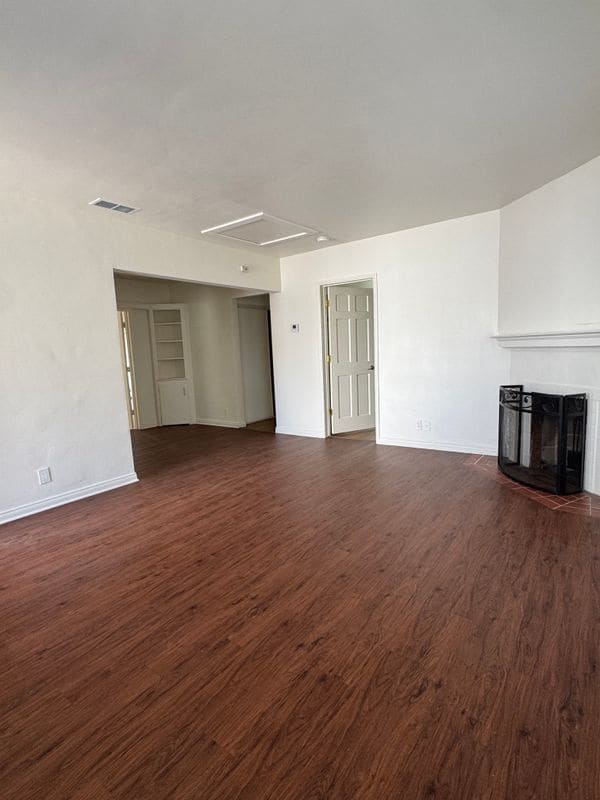 Photo - 5016 Kester Ave