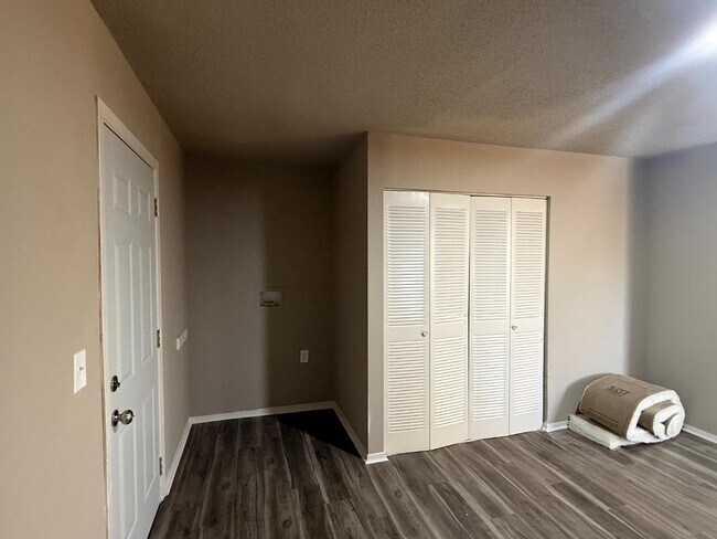 Photo - 2320 Haskell St