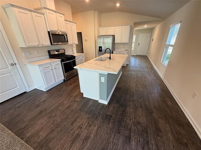 760 Grand Reserve Dr