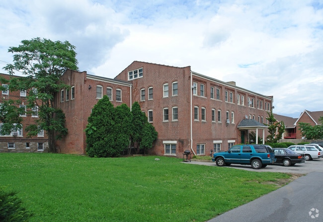 MH | 430 N West St
