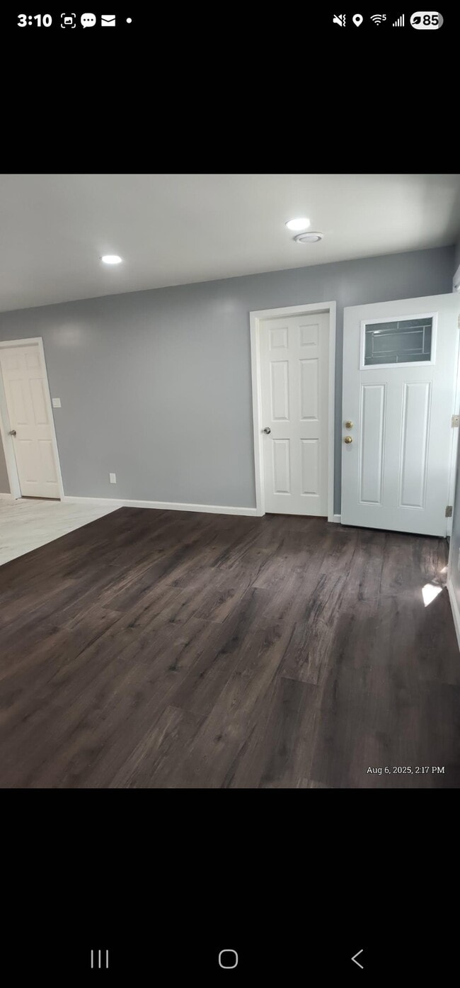 Photo - 26170 Nagel St