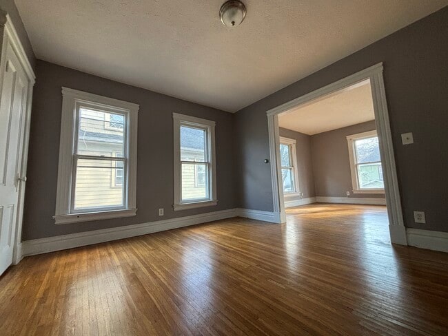 Photo - 7 Roosevelt St