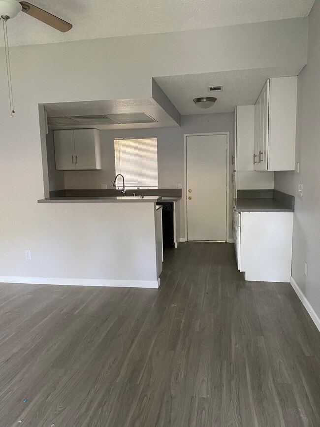 Photo - Jurupa Hacienda Apartments