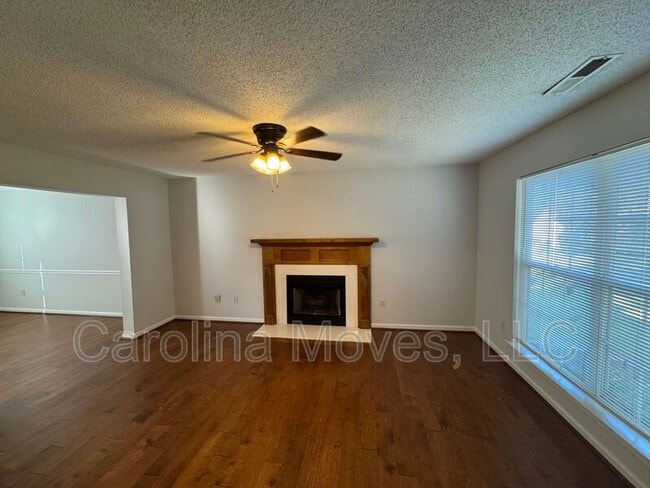 Photo - 9 Ivy Spring Dr