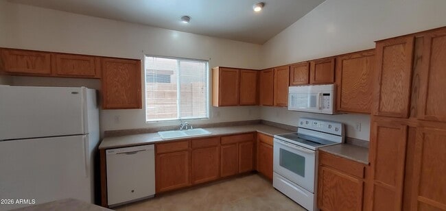 Photo - 4043 S Vineyard Ave