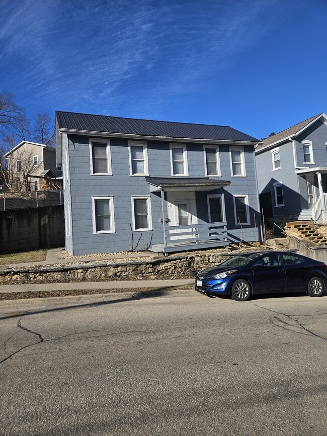 Photo - 727 Hill St Townhome