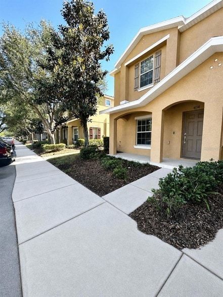 Photo - 4714 Chatterton Way