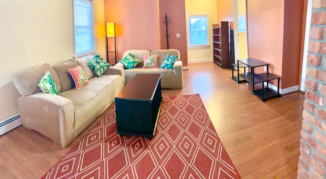 206 California Ave Unit 206C-3