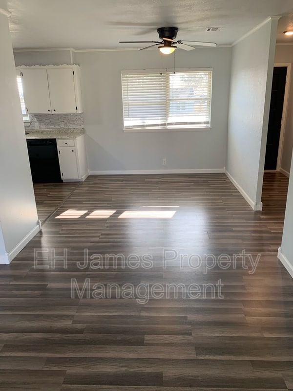 Photo - 5214 S Delaware Pl