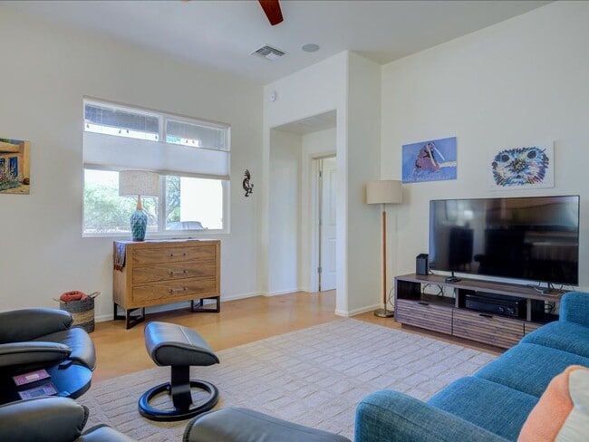 10570 E Eleanor Maldonado Pl