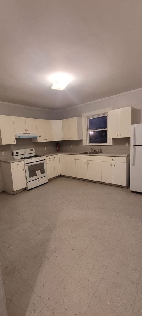 Photo - 331-333 Grove Street Unit 1 - 331 Grove Street