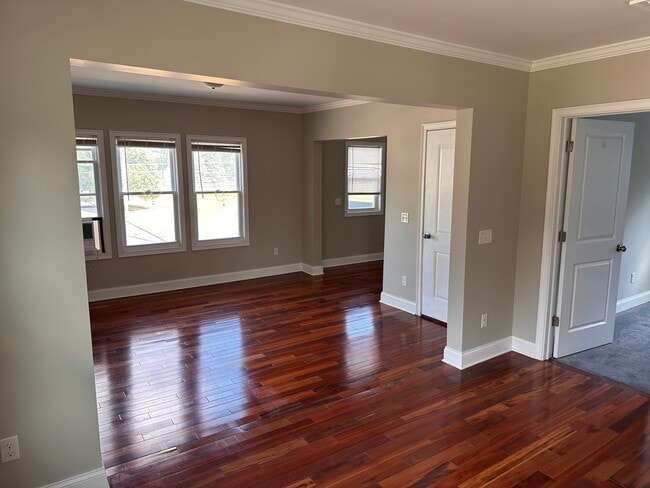 Photo - 19 Peacock St Unit 19 PEACOCK ST