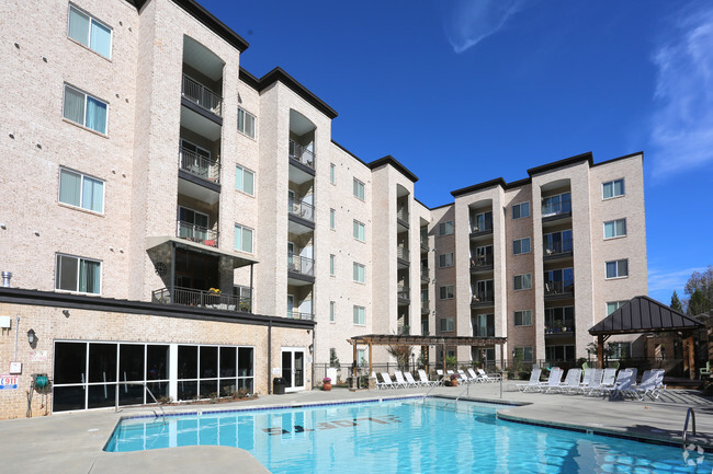 Building Photo - The Lofts at Little Creek/Lofts at Hillside