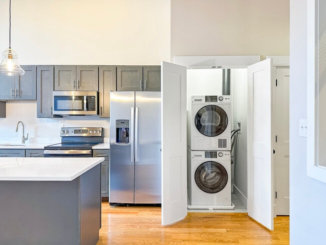 Photo - Jefferson Mills