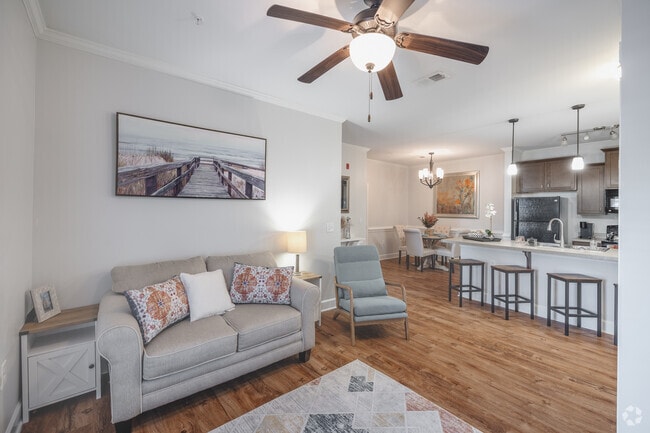 1BR, 1BA - 708SF - Open Floor Plan