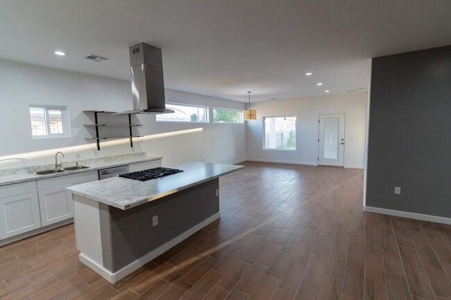 Photo - 1314 S Diamond Ave Unit A