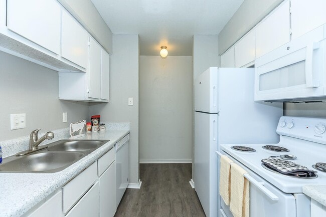 Shadow Park Apartments
