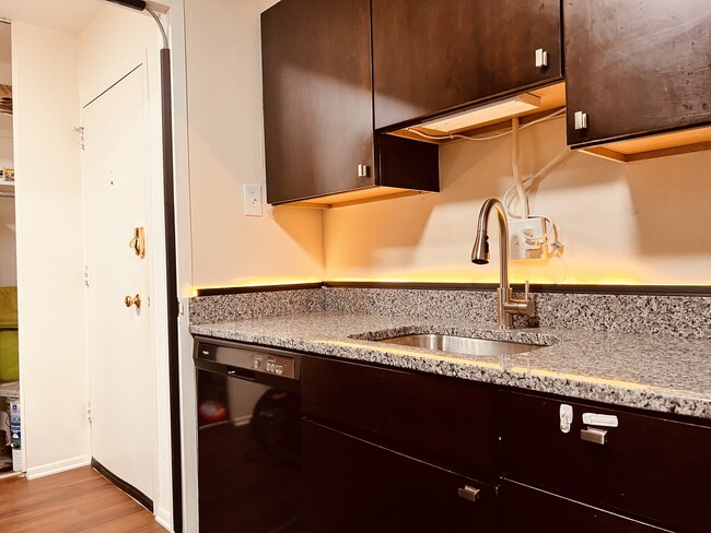 Photo - 1 E University Pky Unit 1211