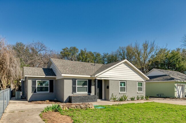 Photo - Nicely Updated 2 bed / 1 bath home