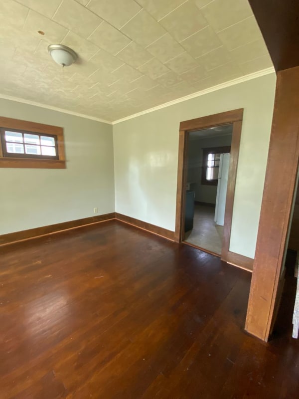 Photo - 127 Iroquois Ave