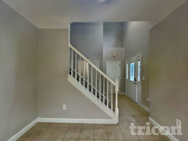 Photo - 8322 Knapp Ct