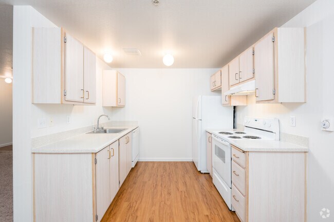 2BD, 1BA - 854SF