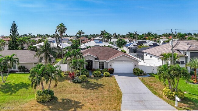 Photo - 4930 SW 25th Ct