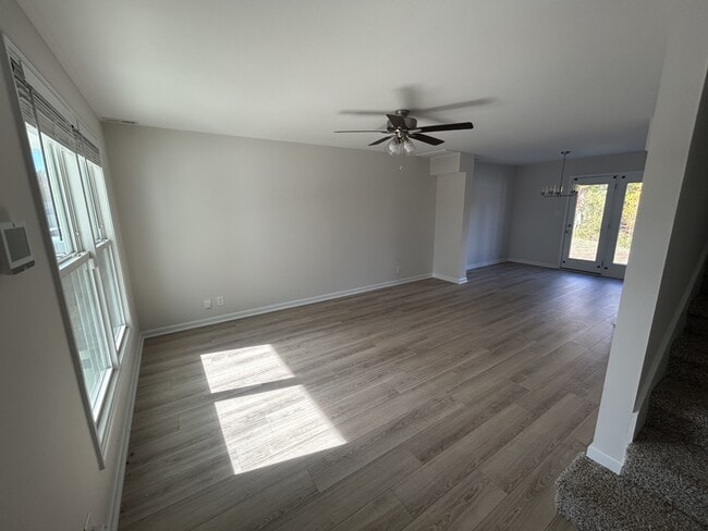 Photo - 187 Woodland Sta Dr