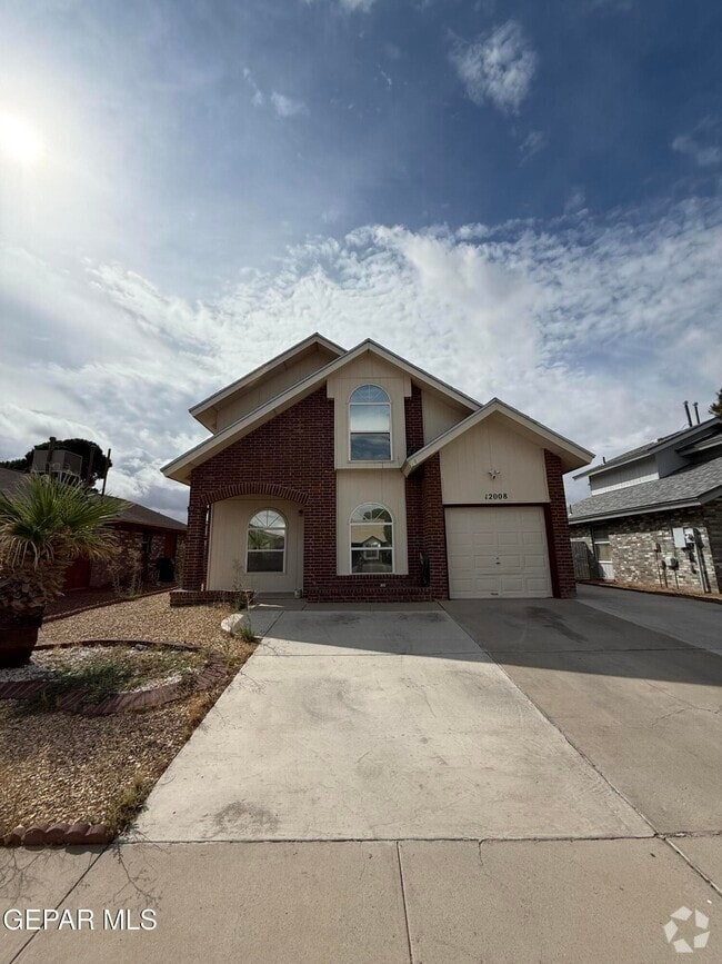 Building Photo - 12008 Castle Woods Dr Rental