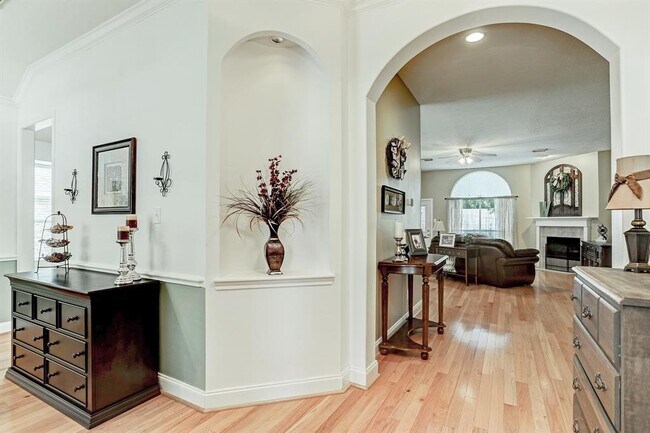 Photo - 907 Norfolk Dr