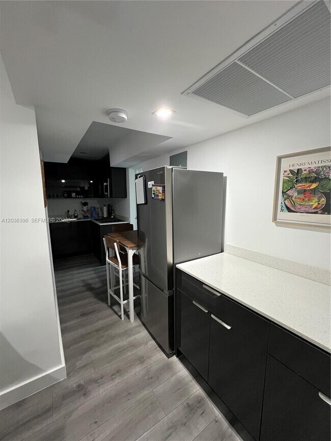 Photo - 2847 Polk St Unit 2