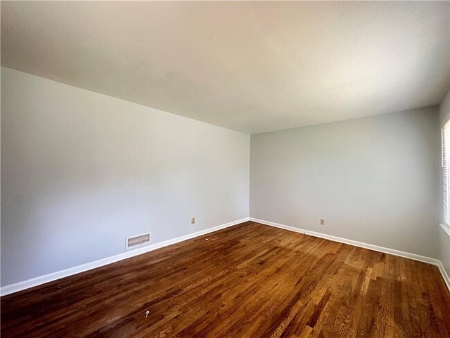 Photo - 967 Pine Roc Dr