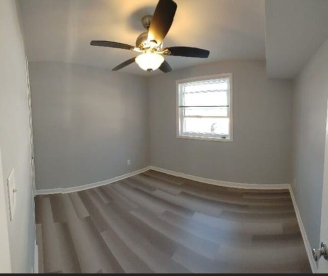 606 19th ST NE APT1 Unit 1