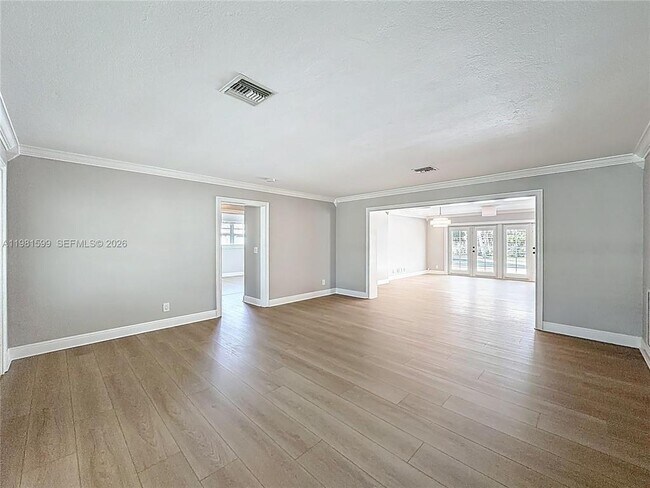 Photo - 2533 NE 21st Ter