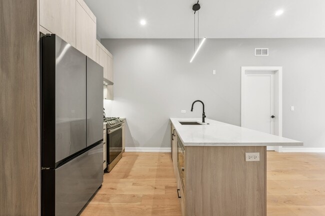 Photo - 7006 N Glenwood Ave
