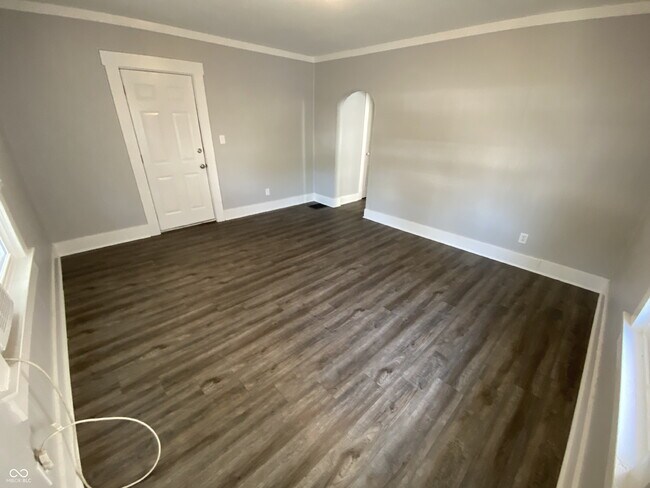 129 W Hendricks St Unit 2
