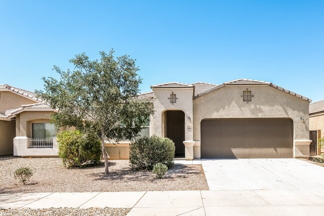 Building Photo - 2444 W Tamarisk Ave
