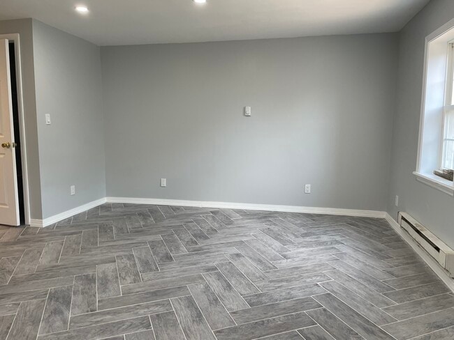 Photo - 155 W Main St Unit 2