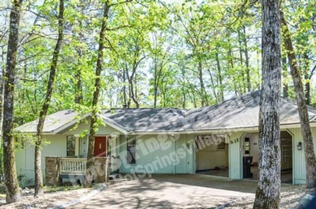 Building Photo - West Gate Area |Home |Unfurnished